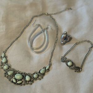 Turquoise/Aqua necklace bracelet earring ring set